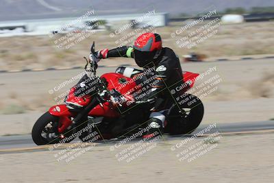 media/Oct-02-2025-Racers Edge (Thu) [[2c91cb6ab3]]/2-A Group/Session 2-Turn 9 Inside (1030am)/